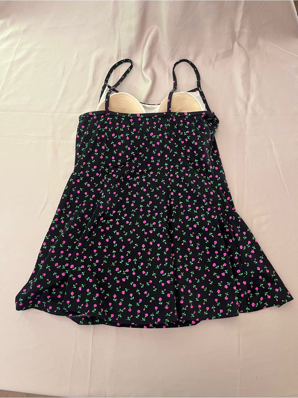 Vintage swim dress- It Figures! - Picture 2 of 4